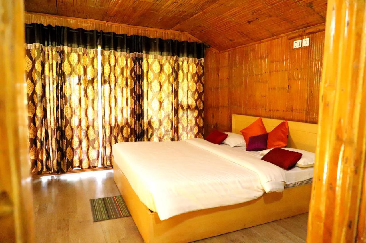Pepper Green Wayanad Resort With Swimming Pool Kattikkulam Exterior foto